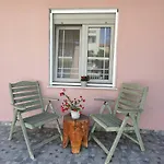 Lotaki The Friendly House